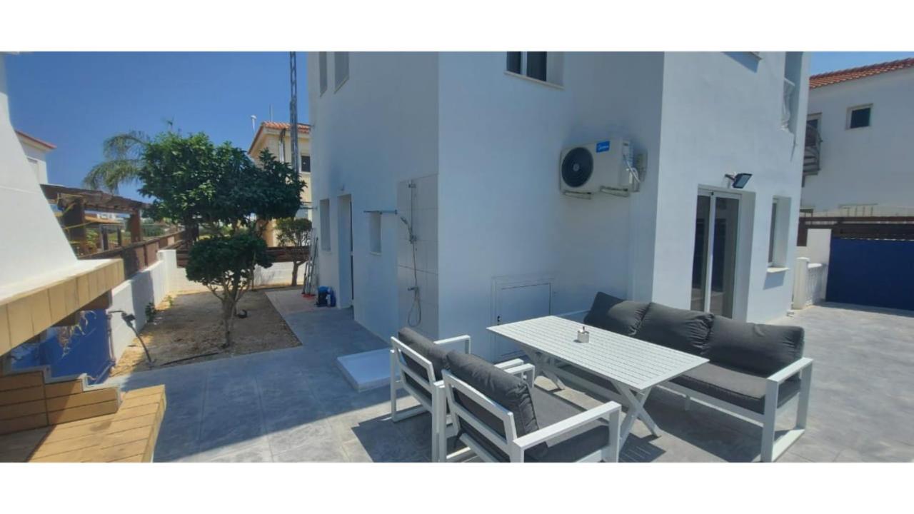 Stylish Villa Paralimni Exterior foto