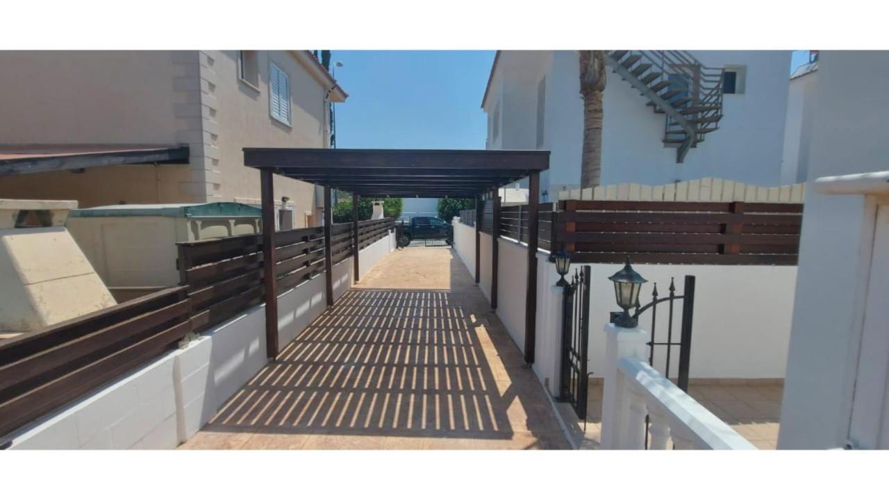 Stylish Villa Paralimni Exterior foto