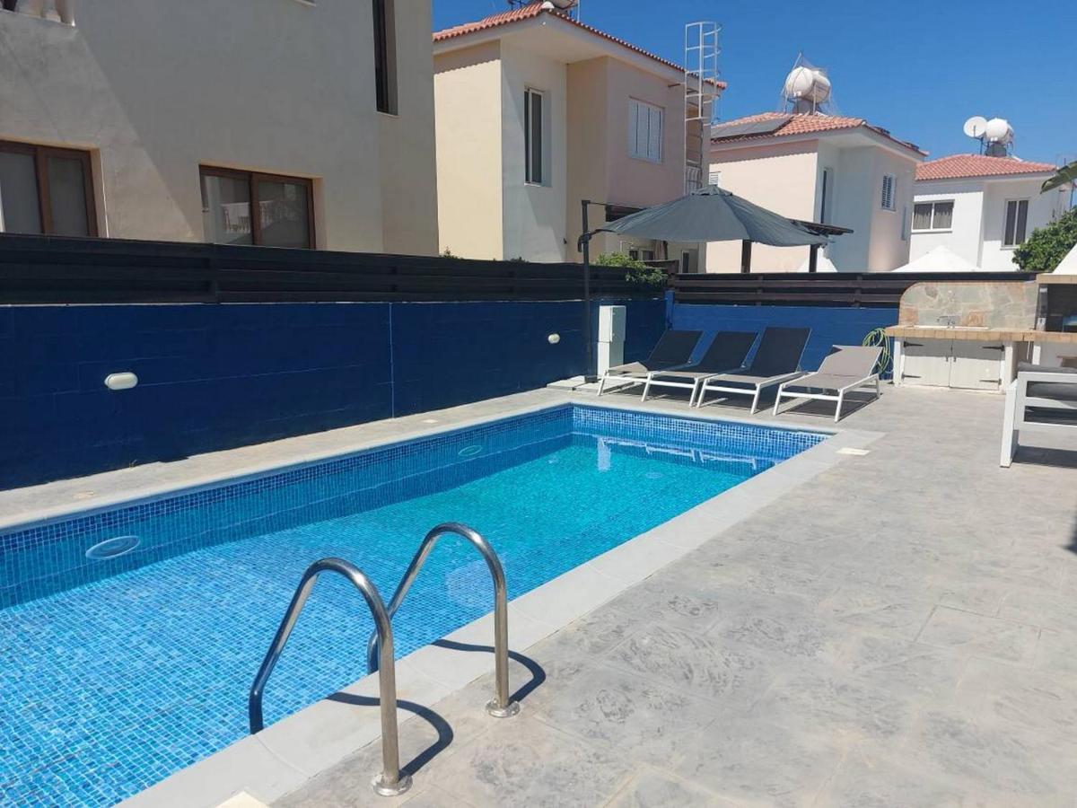 Stylish Villa Paralimni Exterior foto